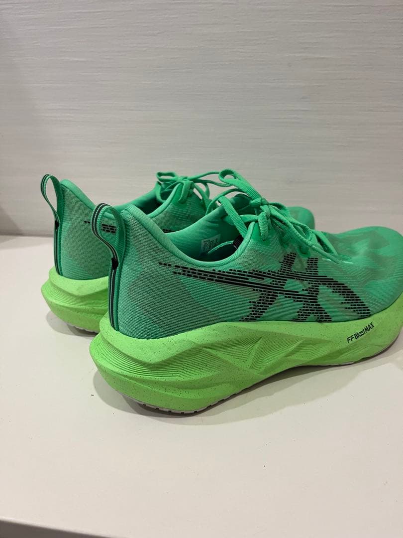 ASICS シューズ ノヴァブラスト 5 ほぼ未使用1回＋ZAMSTインソール付