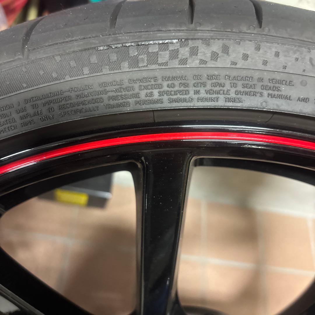 美品　シビックタイプR(FK8) 純正ホイール　タイヤ　ホイール