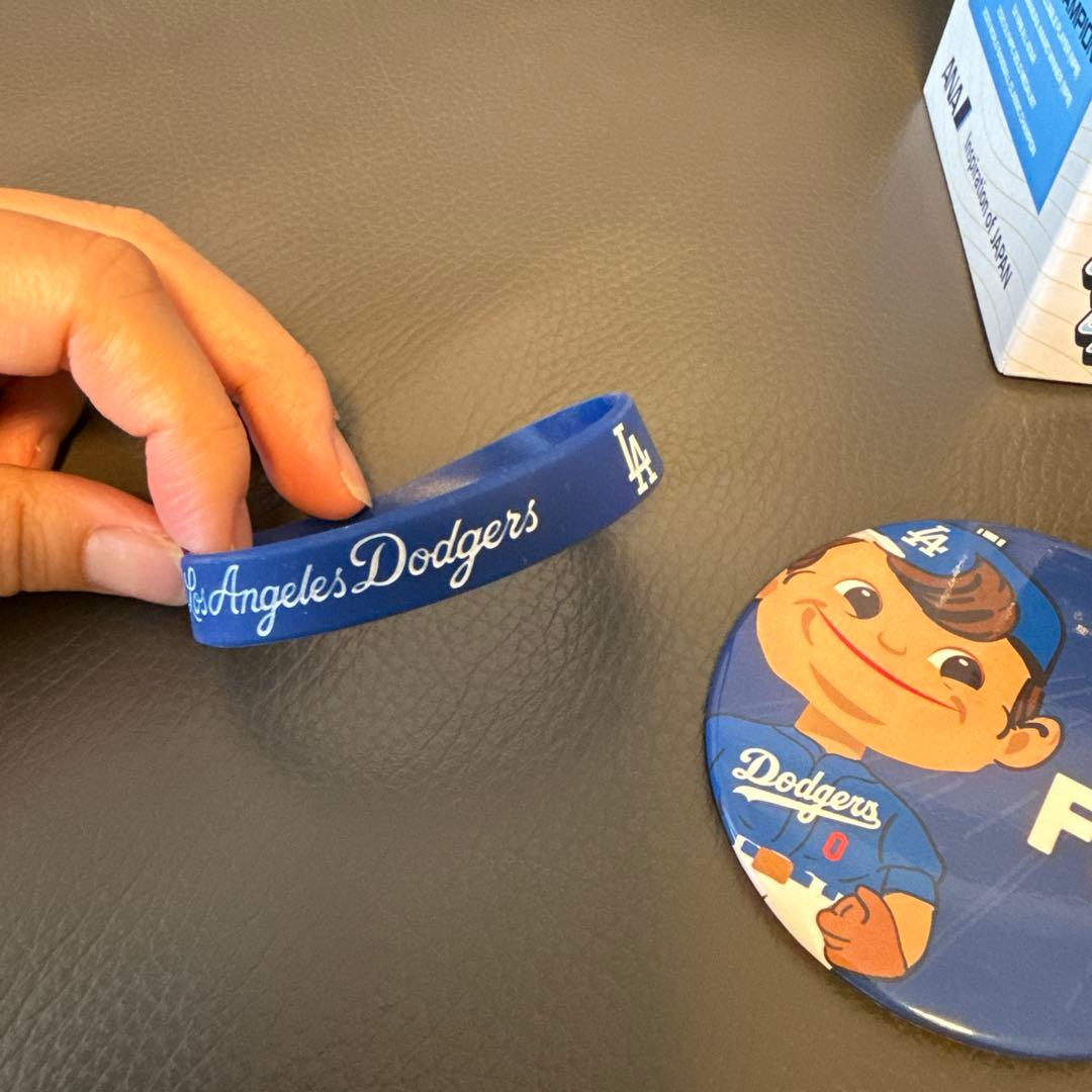 ドジャーズ山本由伸ボブルヘッド(缶バッジ＆ゴムリストバンド付き)7/2LA