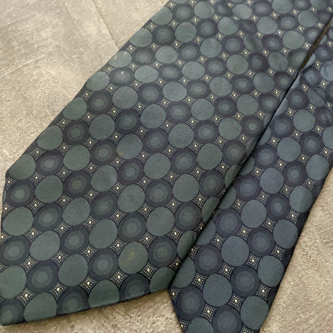 極上 シルク混 ダブルブレストスーツ × Saint Laurentネクタイ