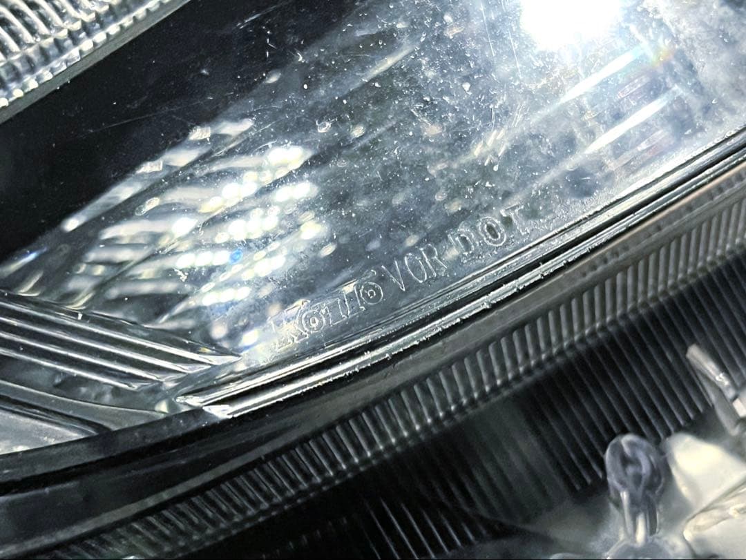 北米トヨタ純正　prius v 後期 LED USヘッドライト プリウスα