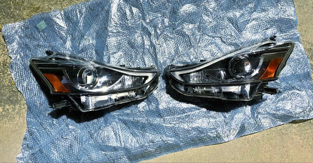 北米トヨタ純正　prius v 後期 LED USヘッドライト プリウスα