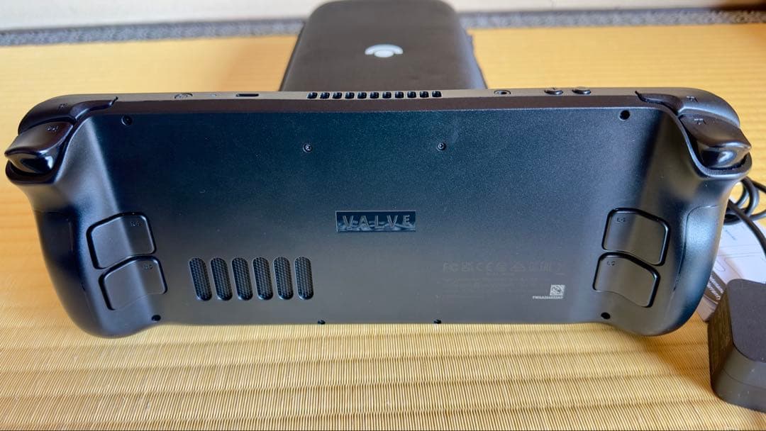 Steam Deck LCD 256G 本体充電器込み