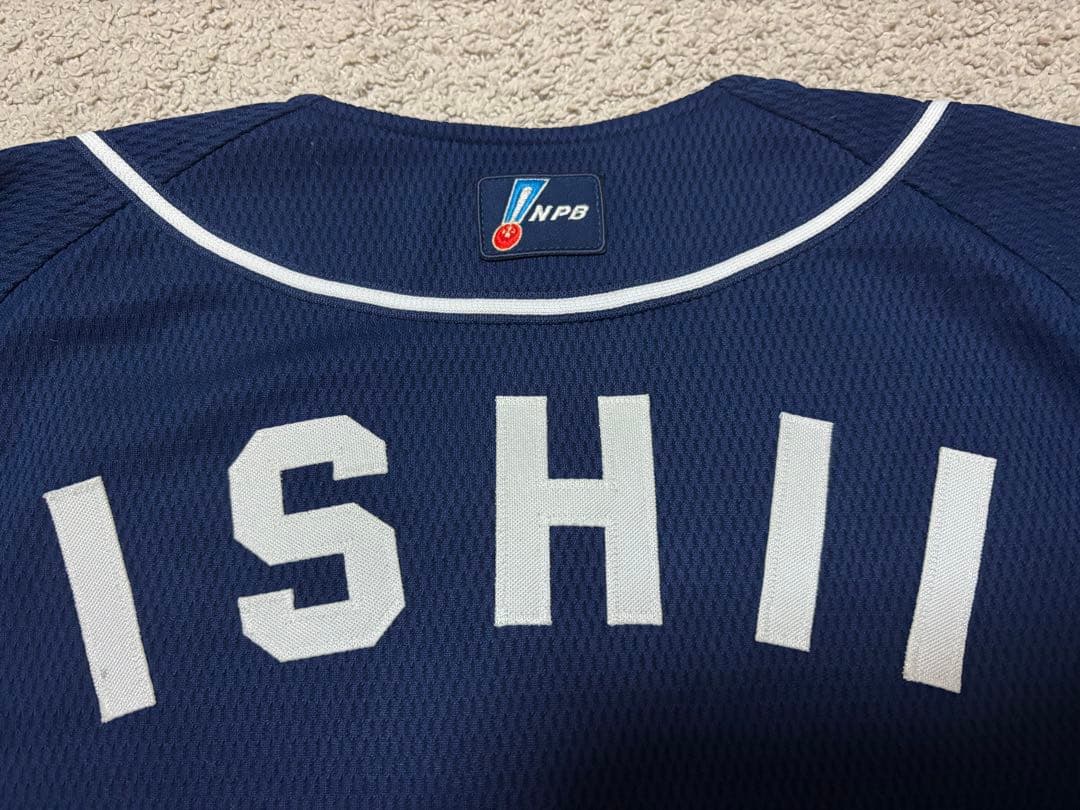 東京ヤクルトスワローズ　石井弘寿投手　デサント　プロコレ　ユニフォーム