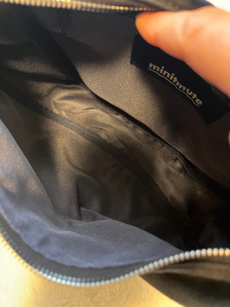 ⭐︎美品⭐︎【minitmute】ミニッツミュート　ショルダーバッグ　ブラック