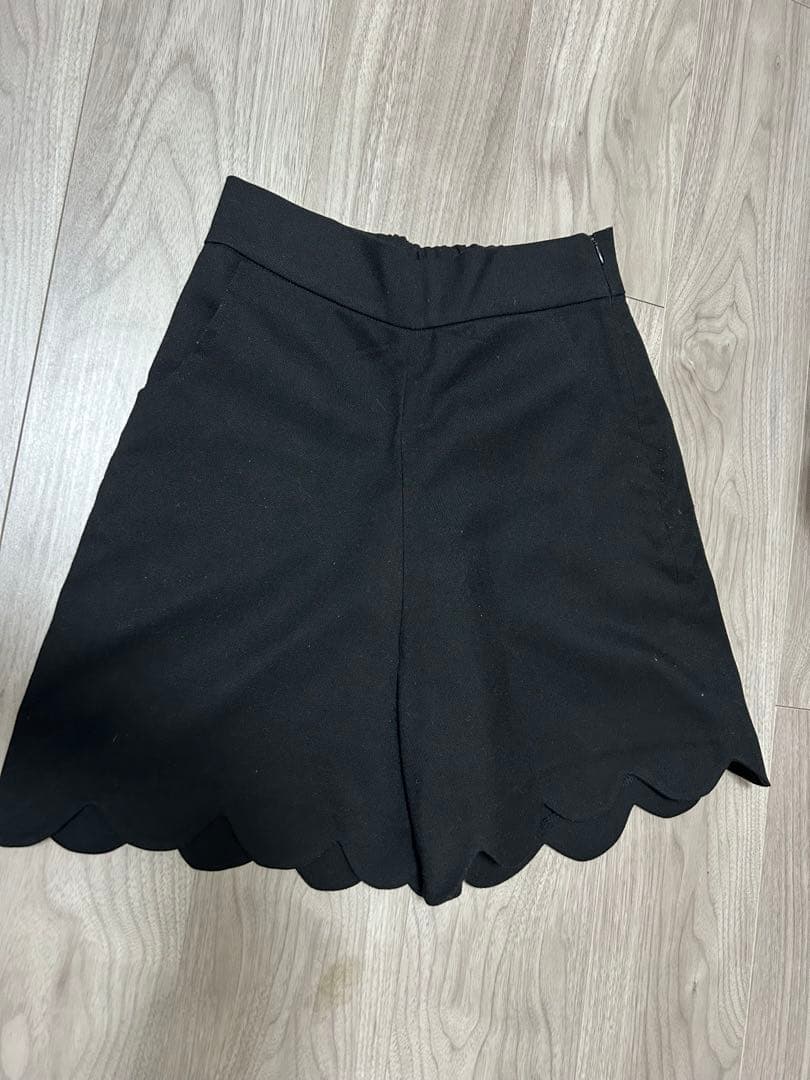 ST.ROONEY /セントルーニー スカラップショートパンツ