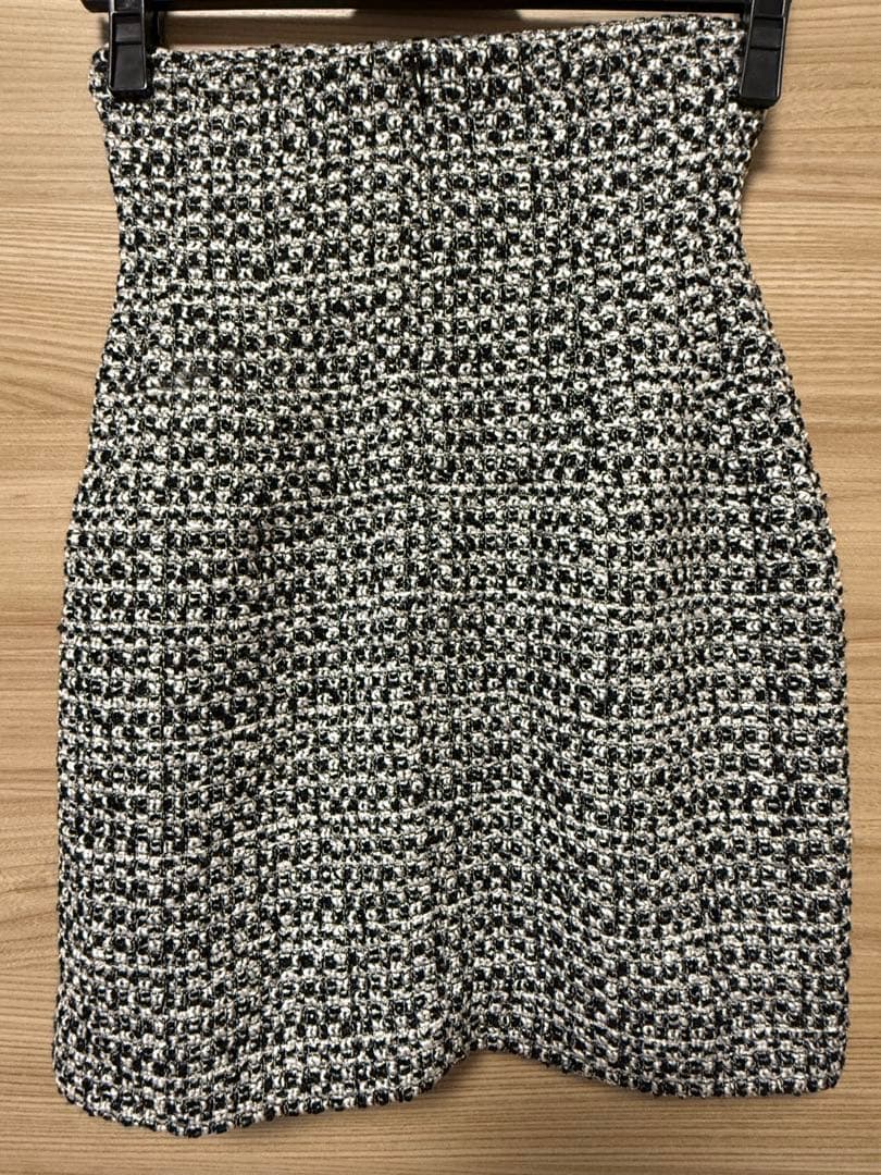 美品　naoho ツイードタイトスカート