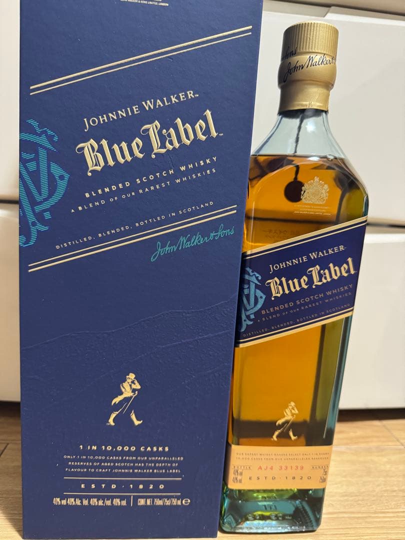 ジョニーウォーカー ブルーラベル 750ml