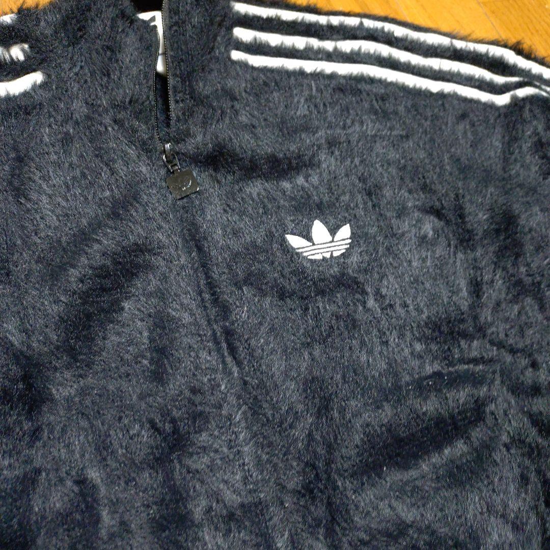 お買得です！25AW adidasフェイクモヘアクラッシックトップ