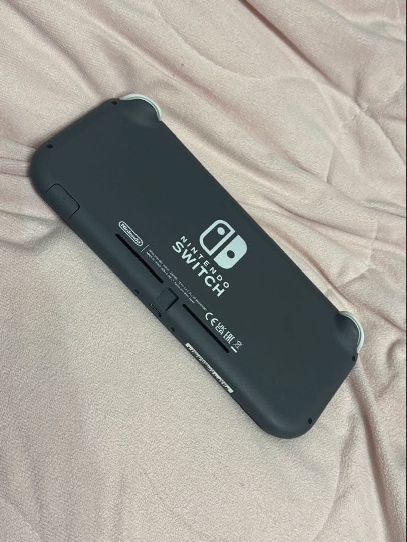 Nintendo Switch Switch right