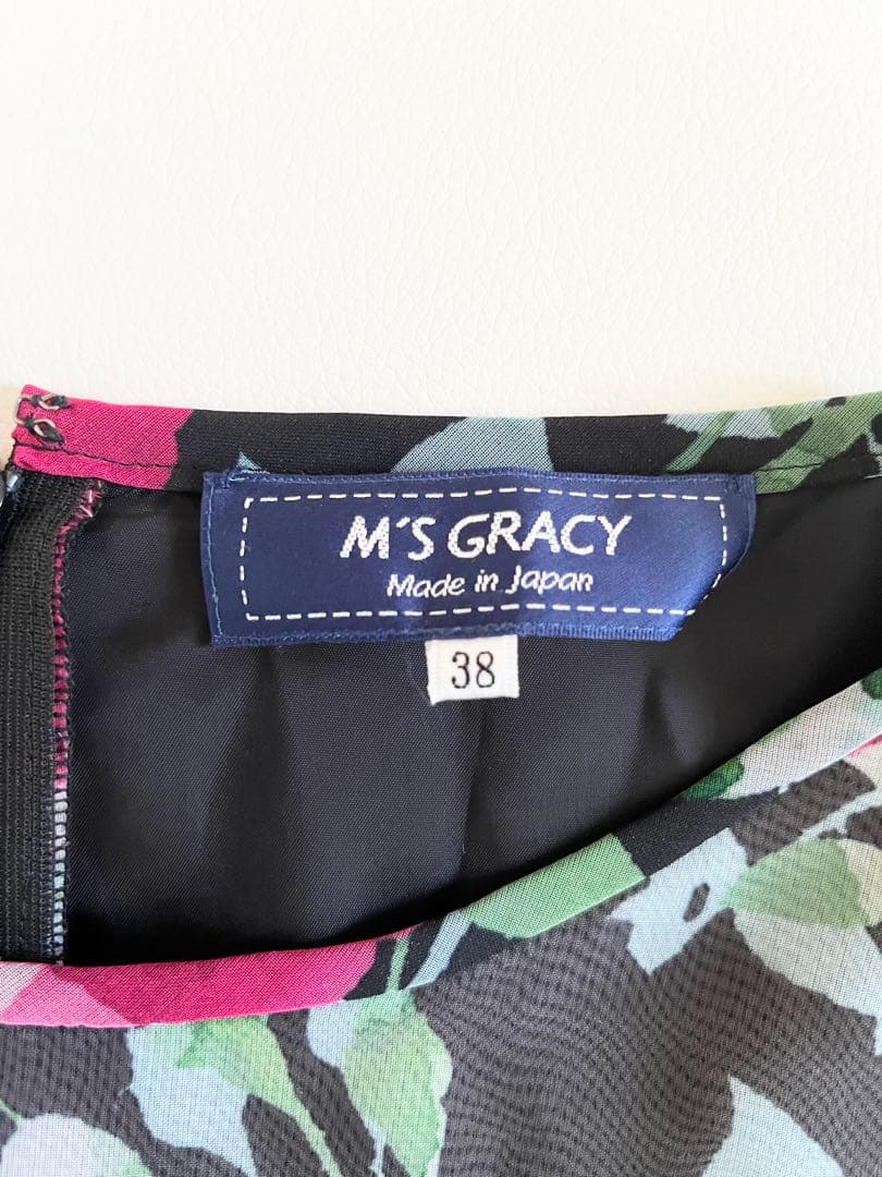 ＊美品✨ M’S GRACYワンピース 40 フラワープリント