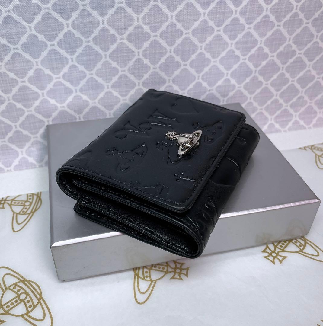 【新作✩内柄も素敵】Vivienne Westwood 三折財布 マット 黒