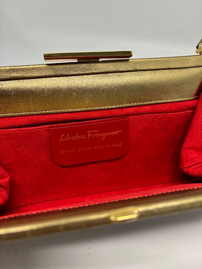 【極美品】フェラガモ ガンチーニ パーティバッグ ミニハンドバッグ