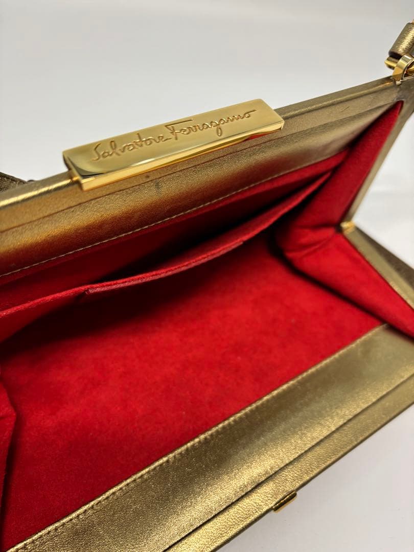 【極美品】フェラガモ ガンチーニ パーティバッグ ミニハンドバッグ