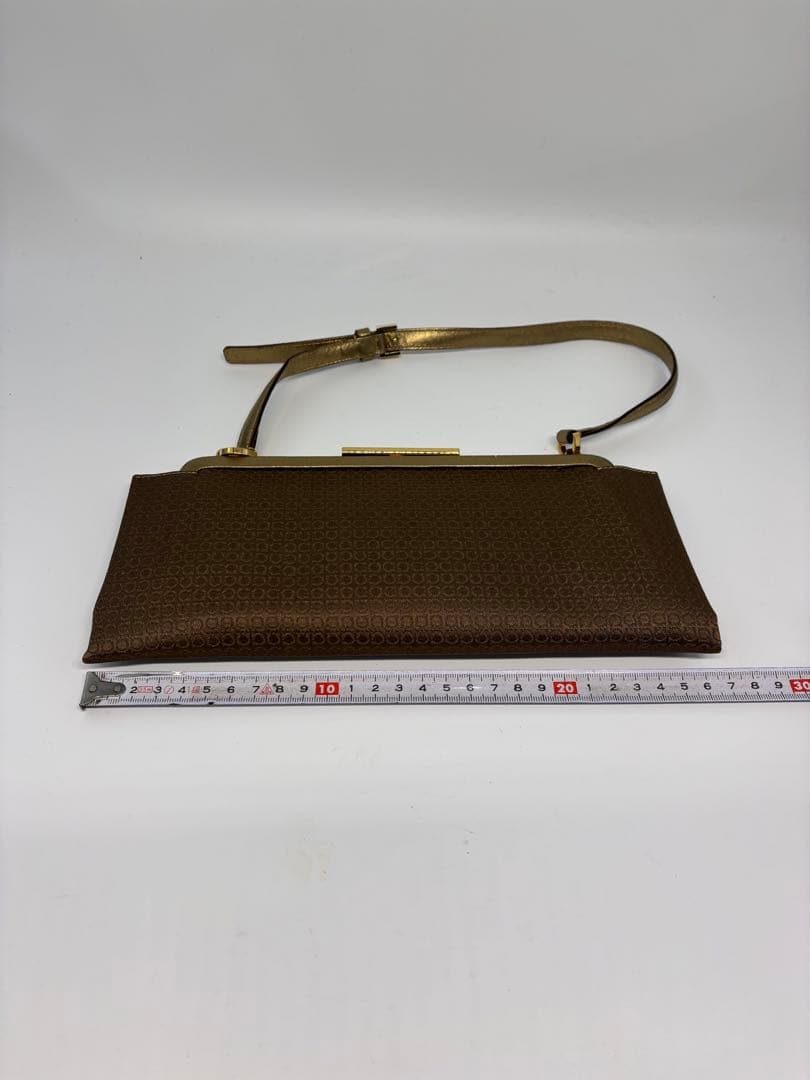 【極美品】フェラガモ ガンチーニ パーティバッグ ミニハンドバッグ