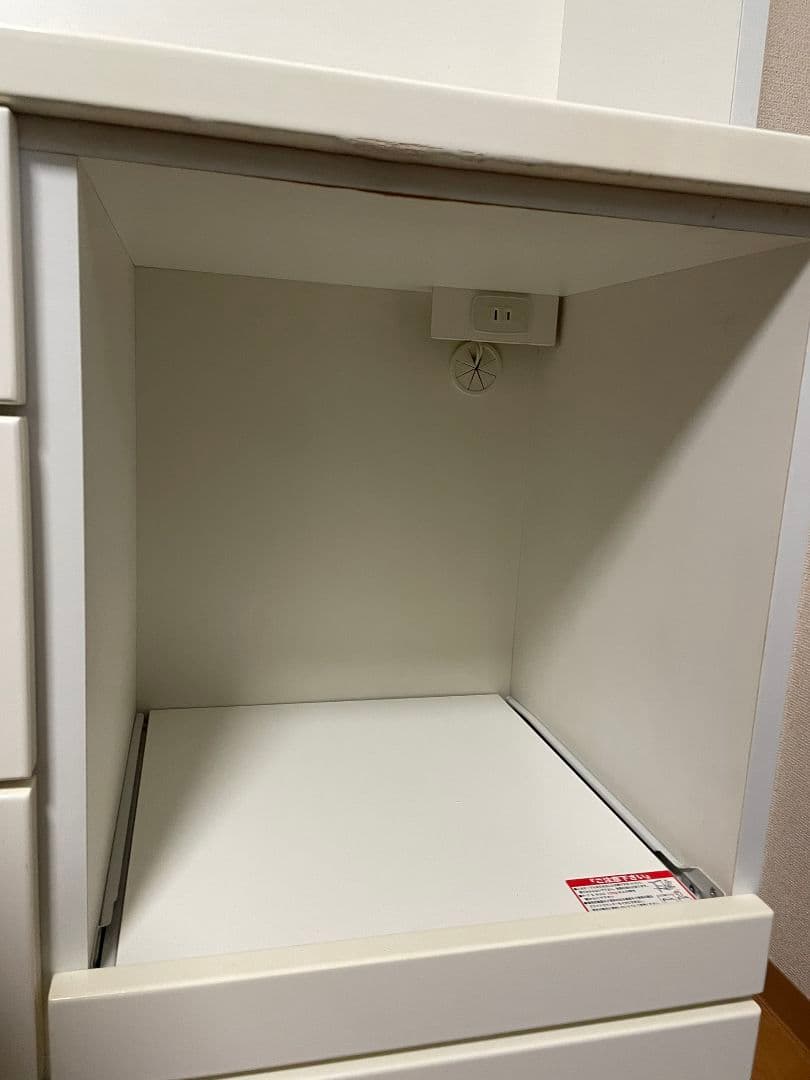 ニトリ　キッチンボード　食器棚　レンジボード　カップボード