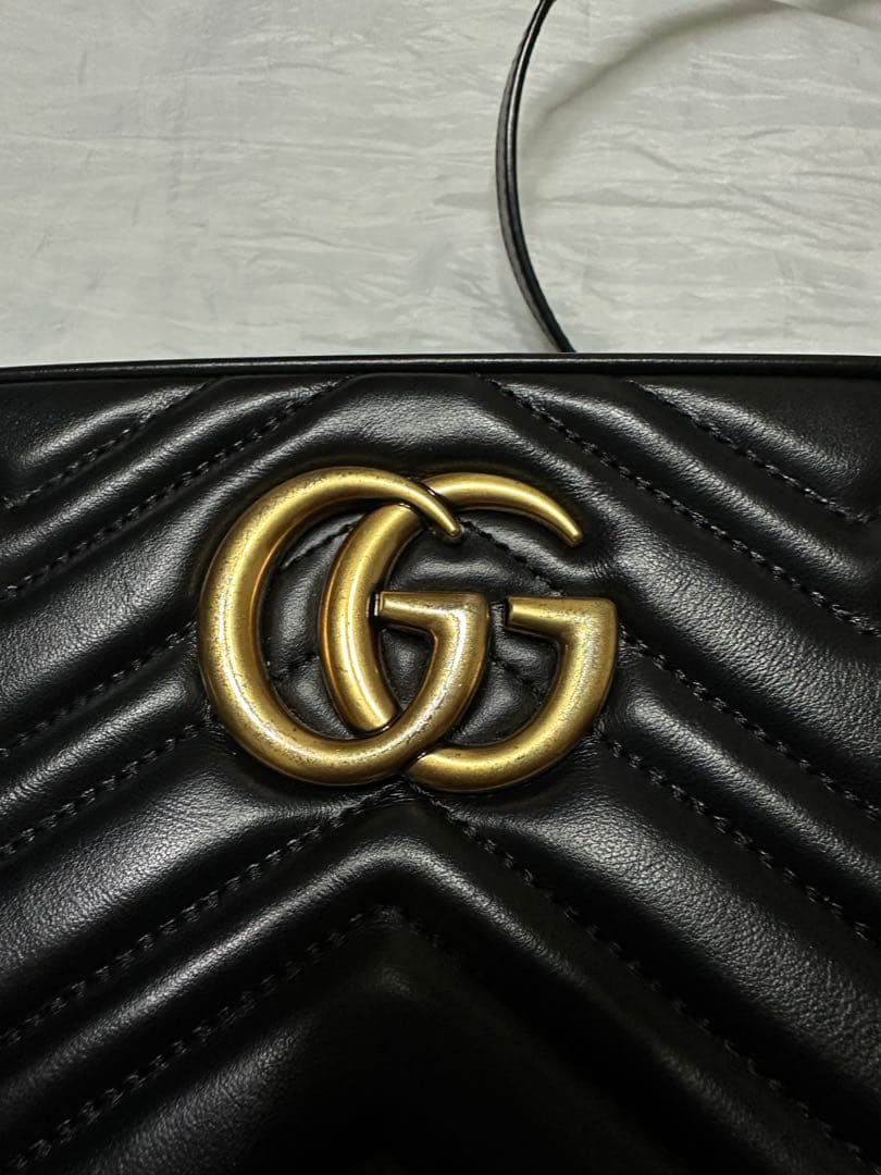 GUCCI マーモンド　ショルダーバッグ