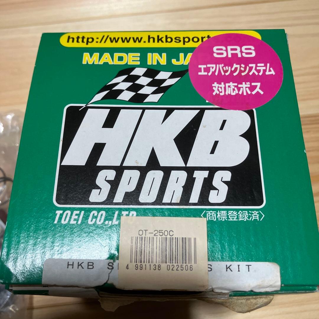 4-ホール フィンガー グリップ ステアリングφ38 ムーンアイズ　ハイエース他