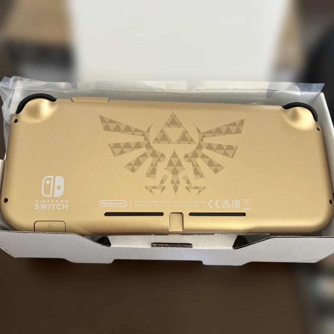 Switch Lite本体 ハイラルエディション　週末限定値下げ中