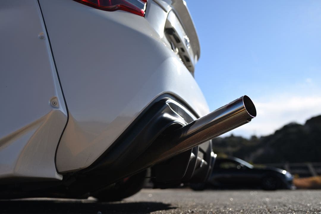 スリーキャッツデュアルマフラー