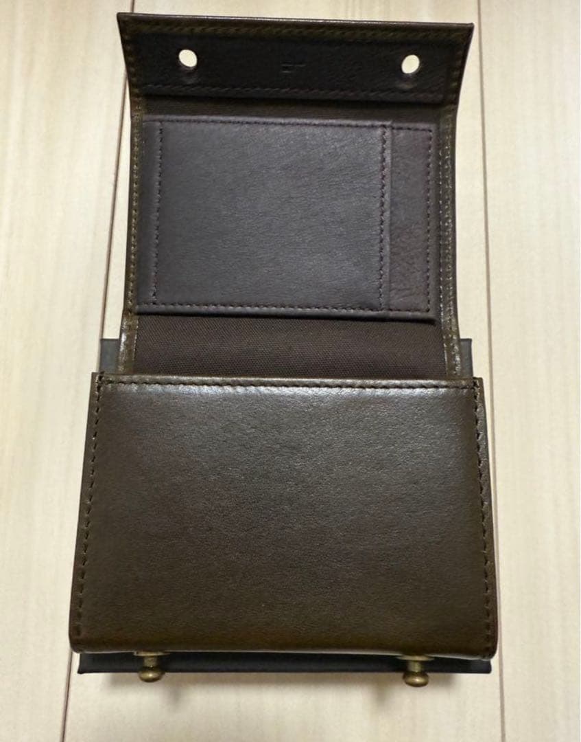 m+ エムピウ ミッレフォッリエⅡ P25 ブスケット　ボスコ