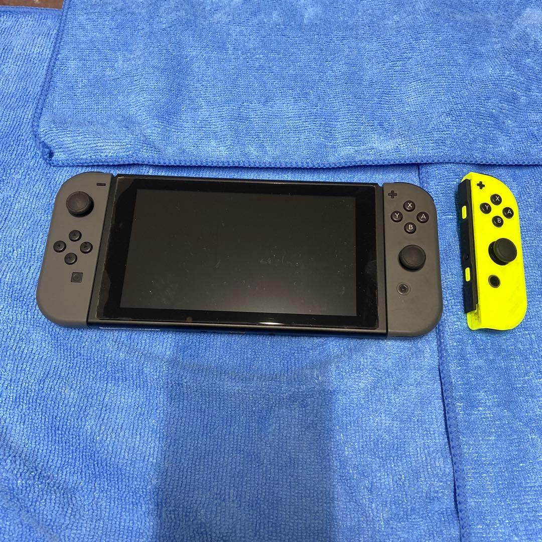 ニンテンドー　スイッチ 本体&コントローラー中古