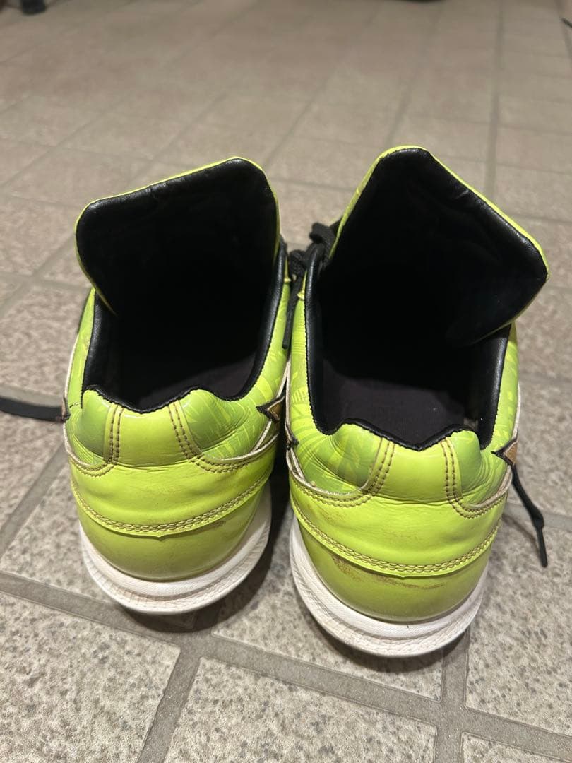 ミズノ ハイカットスパイクシューズ 蛍光イエロー