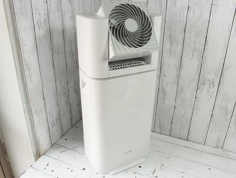 22年製 アイリスオーヤマ サーキュレーター衣類乾燥除湿器 IJD-I50