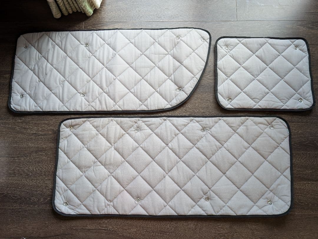 アイズ　マルチシェード　ハイエース　スーパーロング　6〜8型　リア（7枚）セット