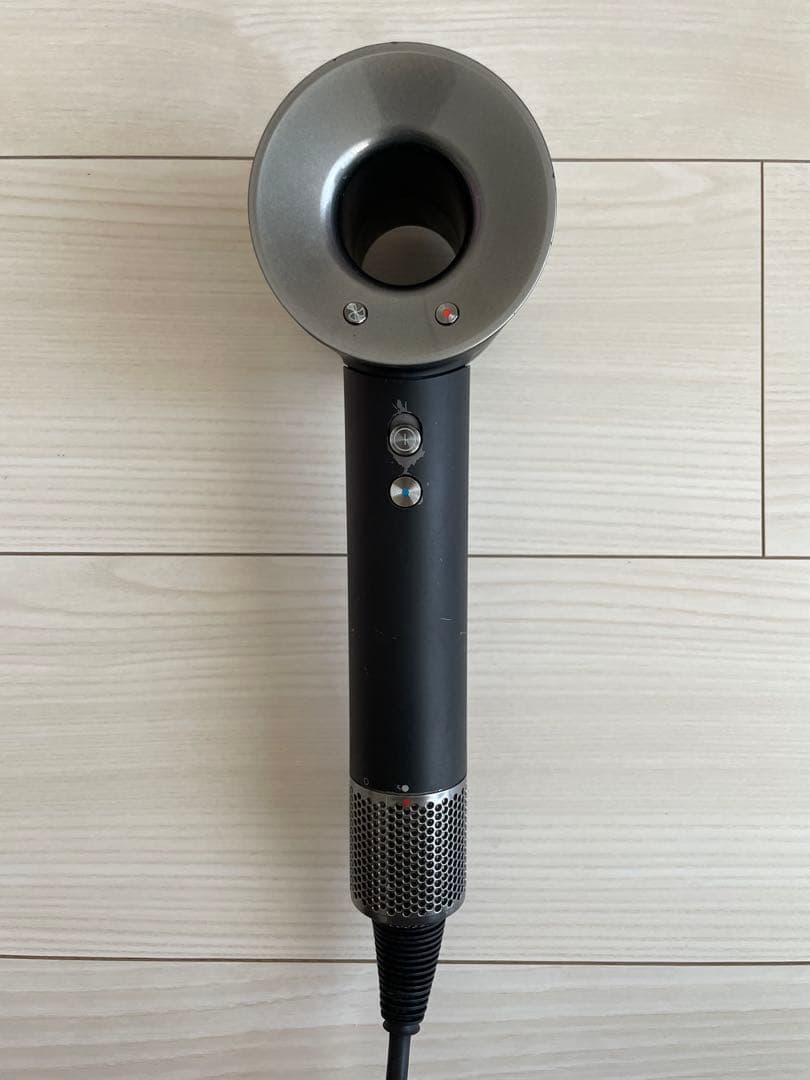 dyson supersonic ヘアドライヤー ブラックスタンド付き