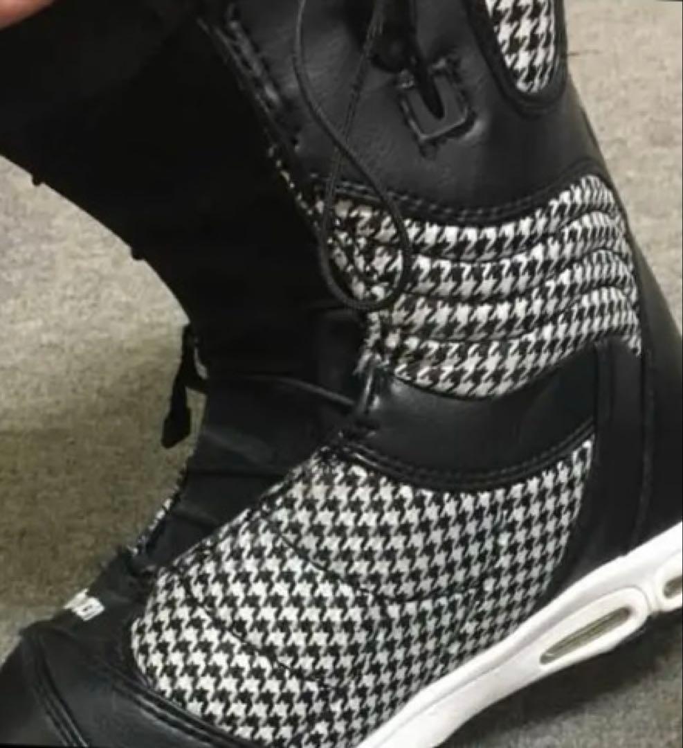 【豪華4点】Burton スノーボードセット（ブーツ&ビンディング&ケース付）