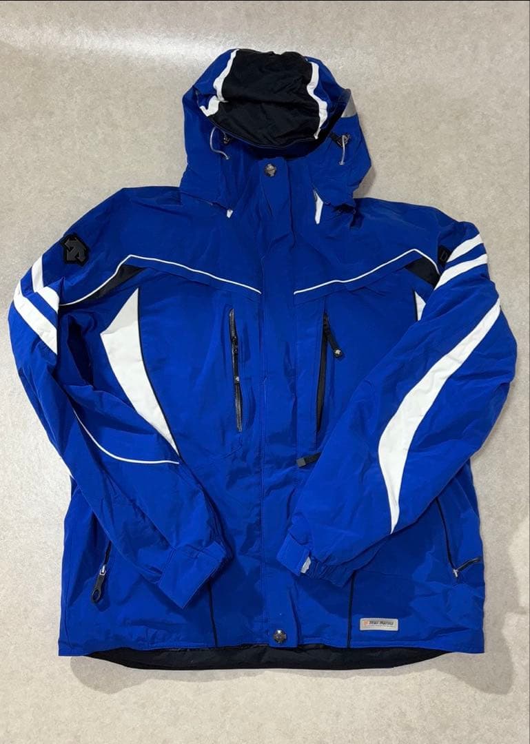 DESCENTE Titan Thermo スキーウェア　スノーボード　デサント