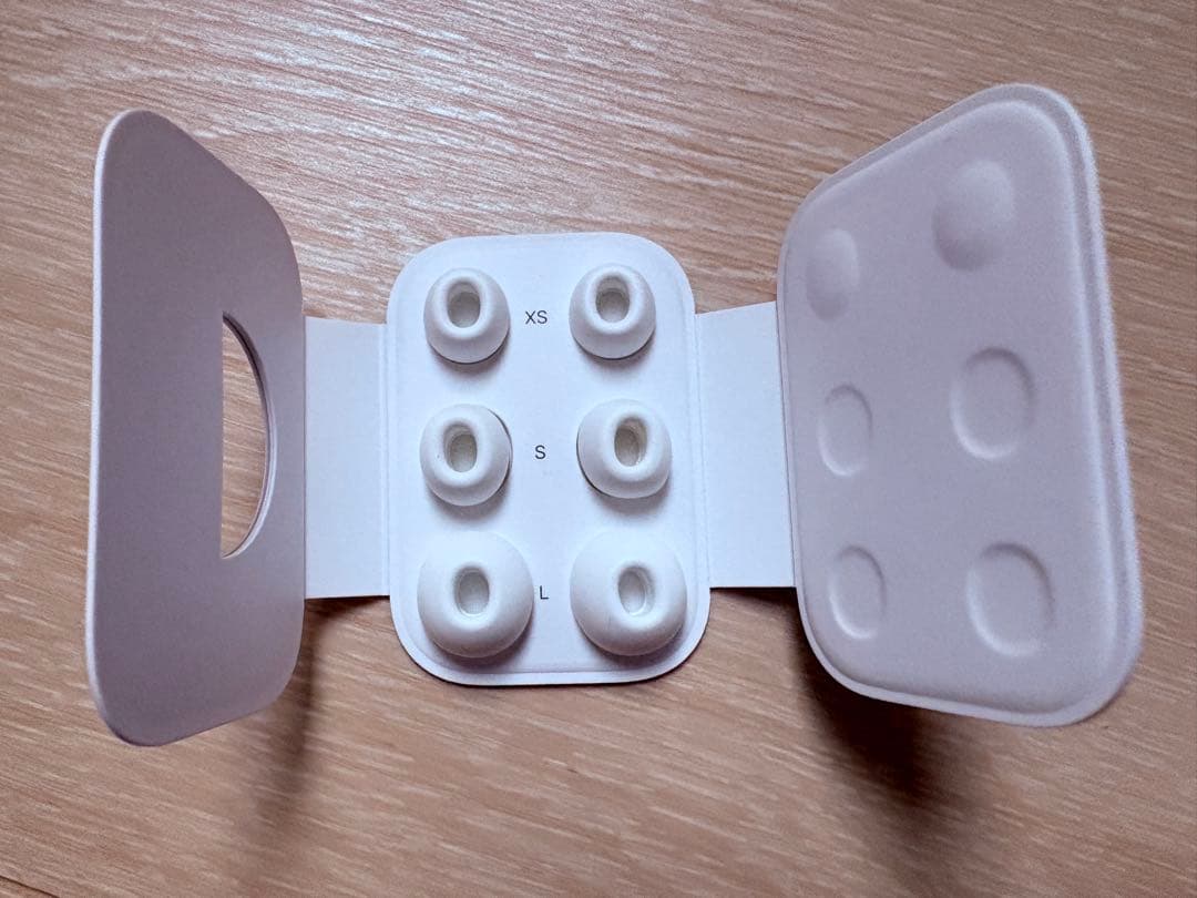 【美品】AirPods Pro（第2世代）おまけ付き