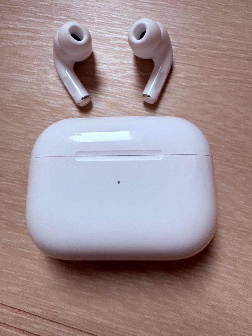 【美品】AirPods Pro（第2世代）おまけ付き
