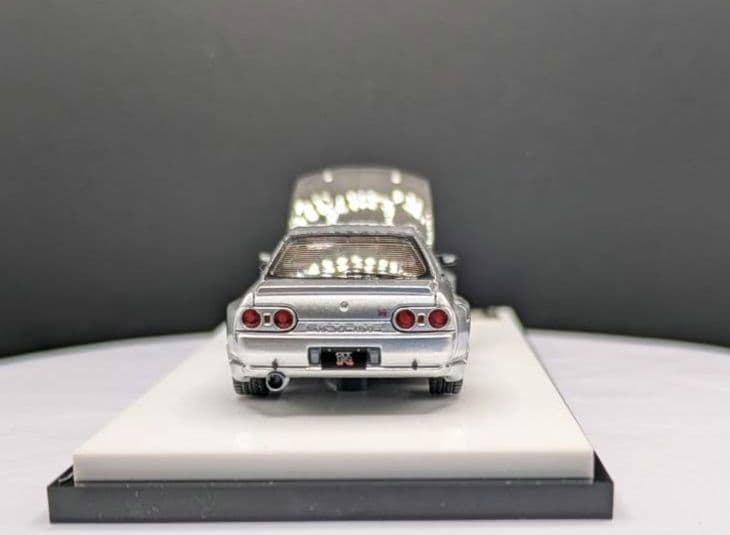 1/64 スカイライン GT-R R32(シルバー)