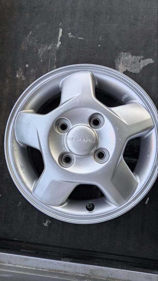 スバル純正　シルバー 5スポーク アルミホイール 12インチ　エアバルブ新品
