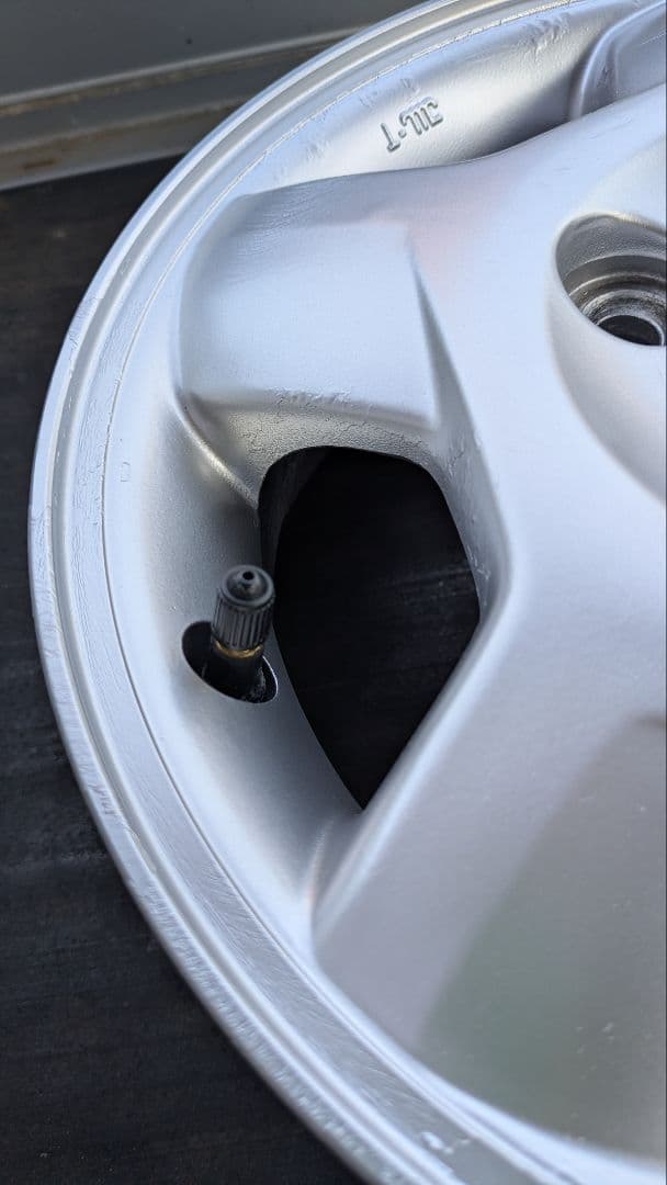 スバル純正　シルバー 5スポーク アルミホイール 12インチ　エアバルブ新品