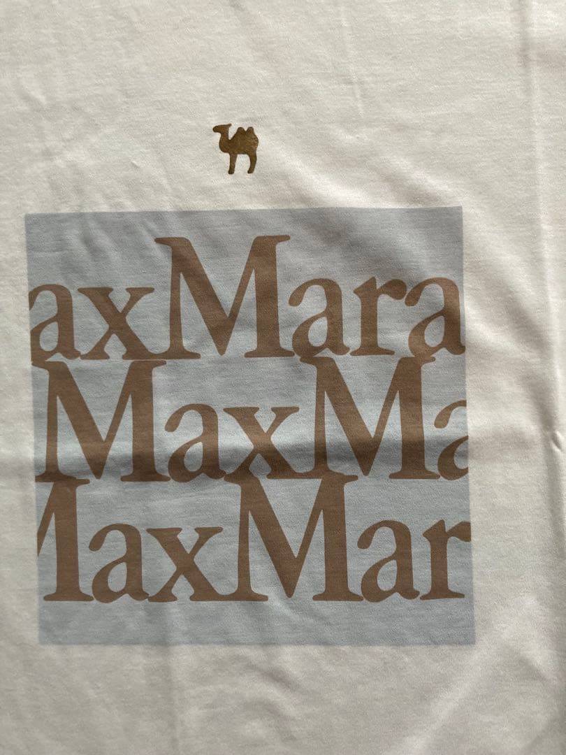 ☆新品☆MaxMaraマックスマーラ　半袖ロゴTシャツ