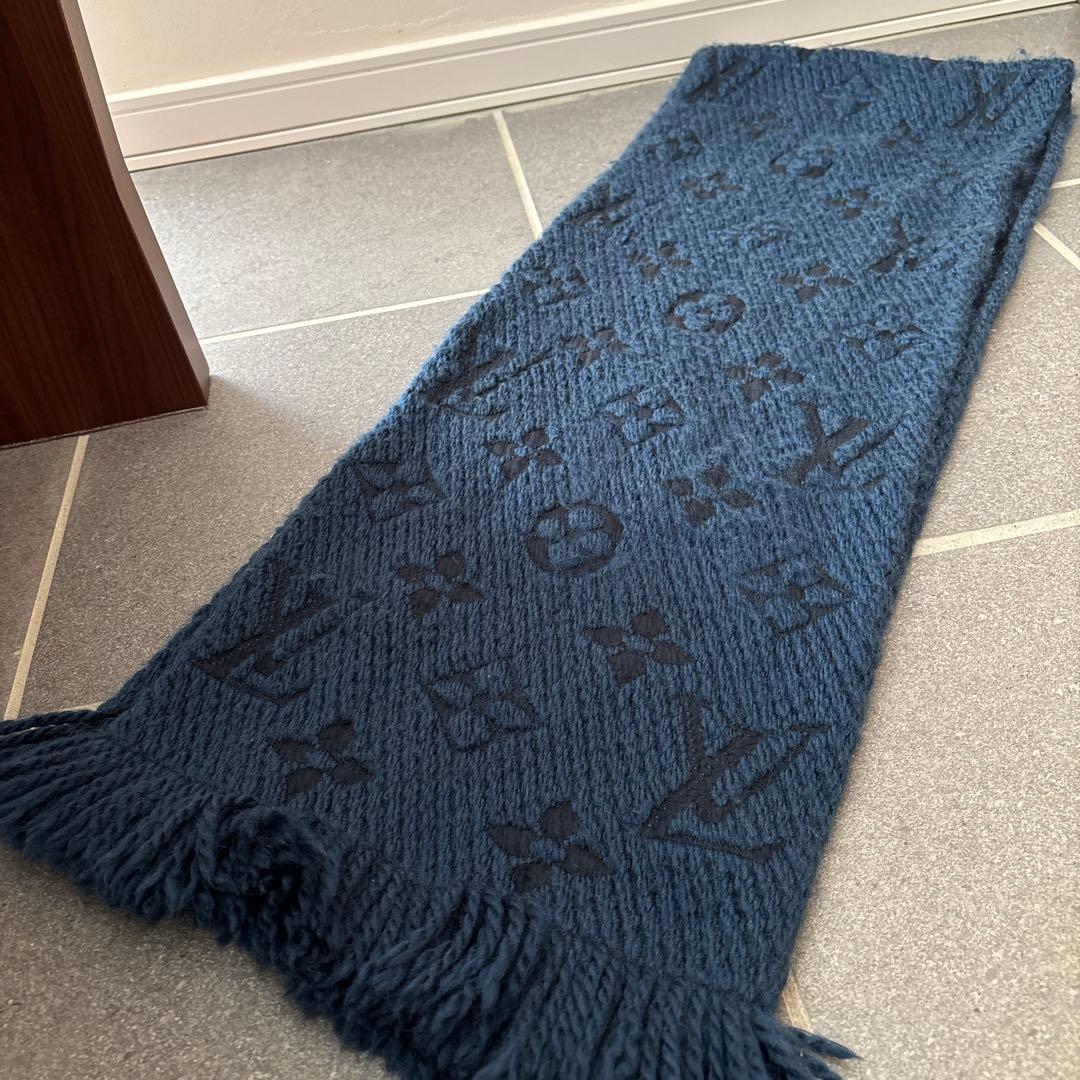 LOUIS VUITTON ダークブルー ネイビー　マフラー