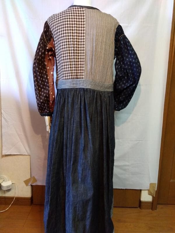 c*o様 【新品】４５R　パッチワーク長袖ロングワンピース　サイズL　玉手箱　日