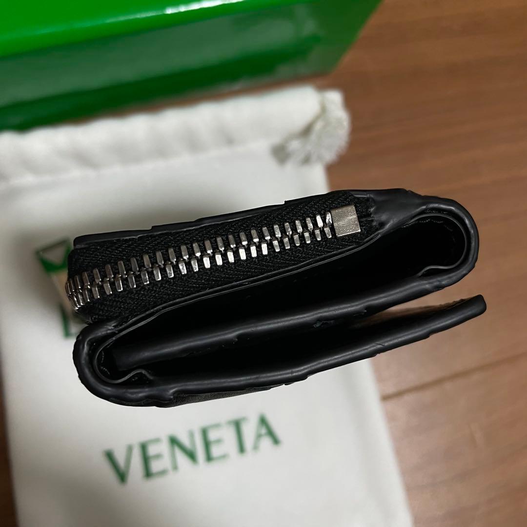 未使用展示品　BOTTEGA VENETA 三つ折り　財布　ブラック