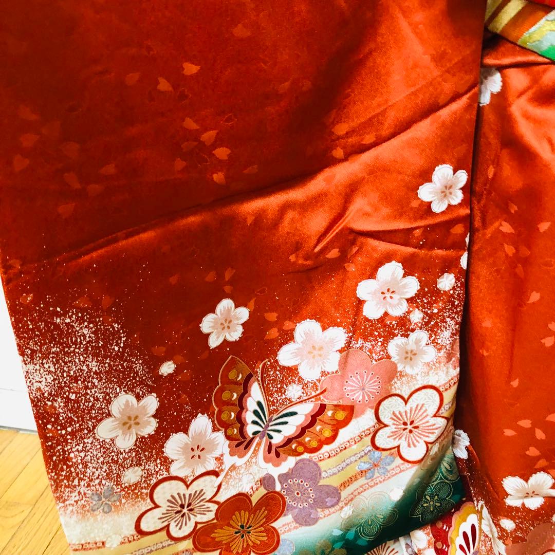 七五三七歳‼️豪華正絹尽くし⭐︎人気赤地暈し⭐︎蝶々金糸刺繍花々金彩⭐︎ 完全フルセット