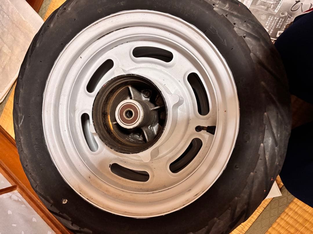 エイプ50 ホイール　タイヤ付き