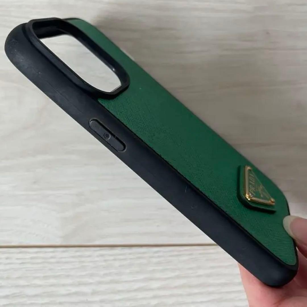 PRADA グリーンレザー iPhone14ケース　PRADAiPhoneケース