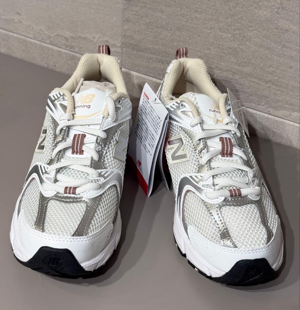 新品未使用 NEW BALANCE MR530SGA スニーカー 23cm