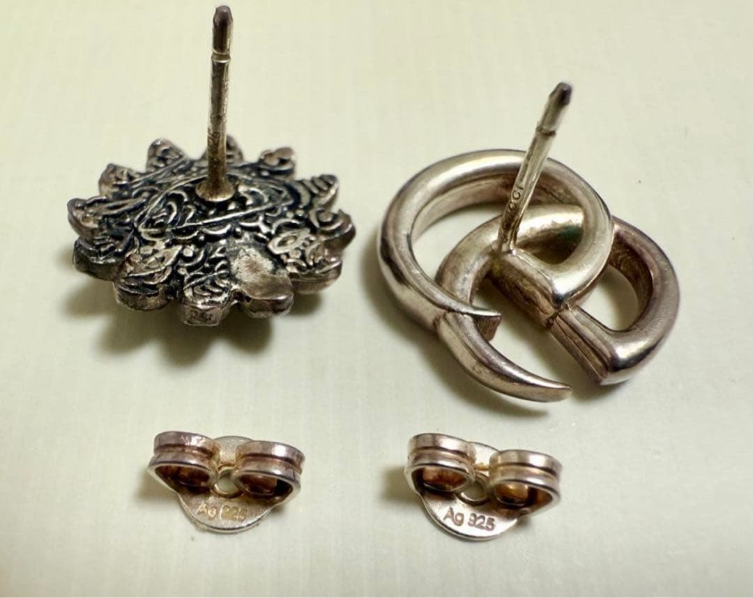 ［星野源プロフ推奨］GUCCI ダブルジー&フラワーモチーフピアス