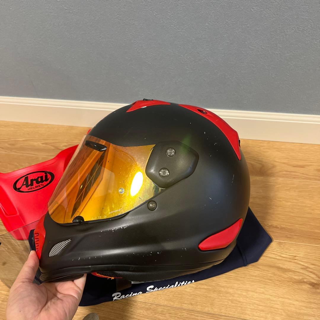 Arai ツアークロス　ターミネーター仕様61〜62 ㎝　バイザー、シールドあり