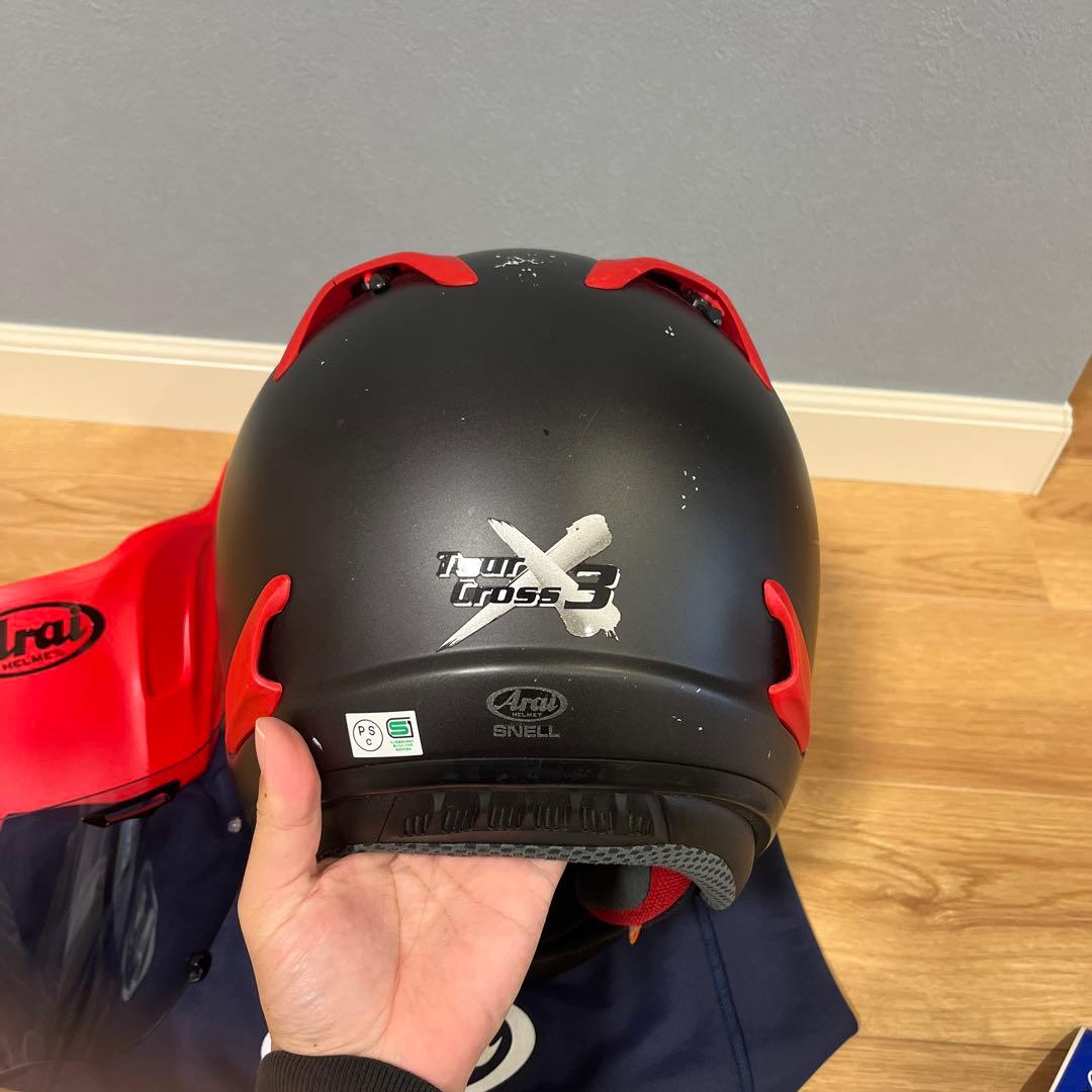 Arai ツアークロス　ターミネーター仕様61〜62 ㎝　バイザー、シールドあり