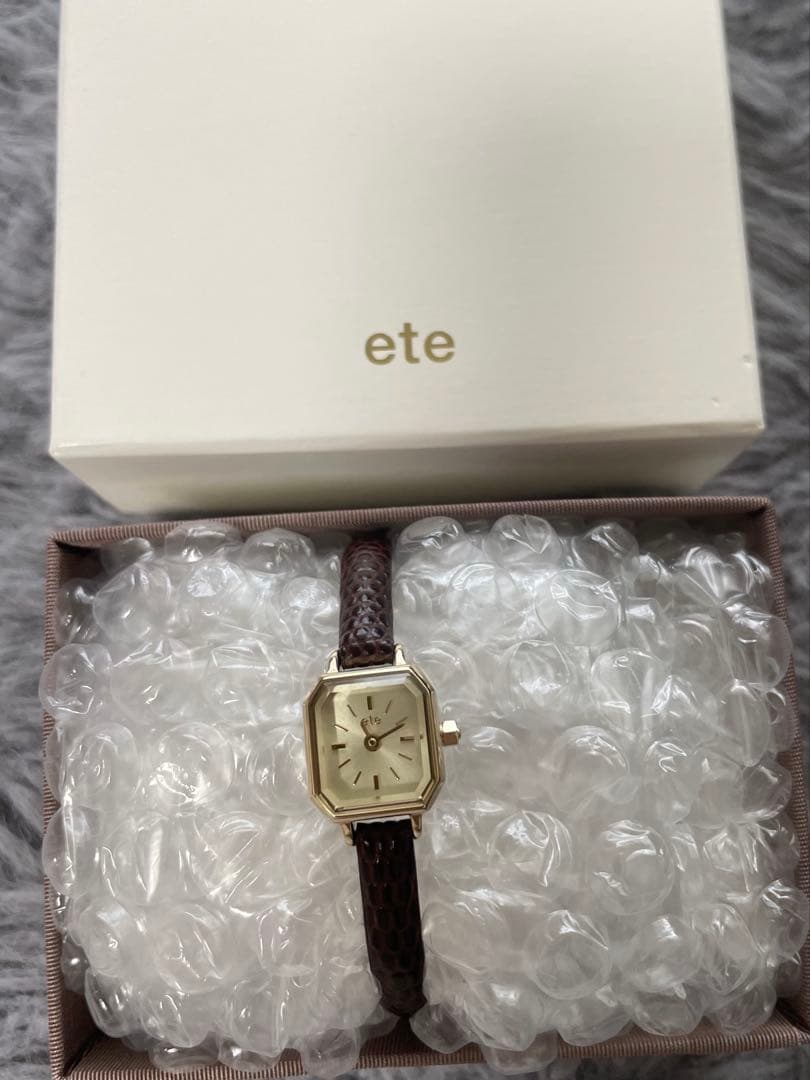 ete ウォッチ オクタゴンフェイス ダイヤモンド 時計 美品