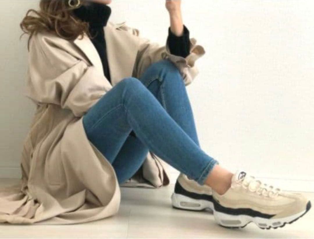 NIKE AIR MAX 95 PRM プレミアム　クリーム/ブラック